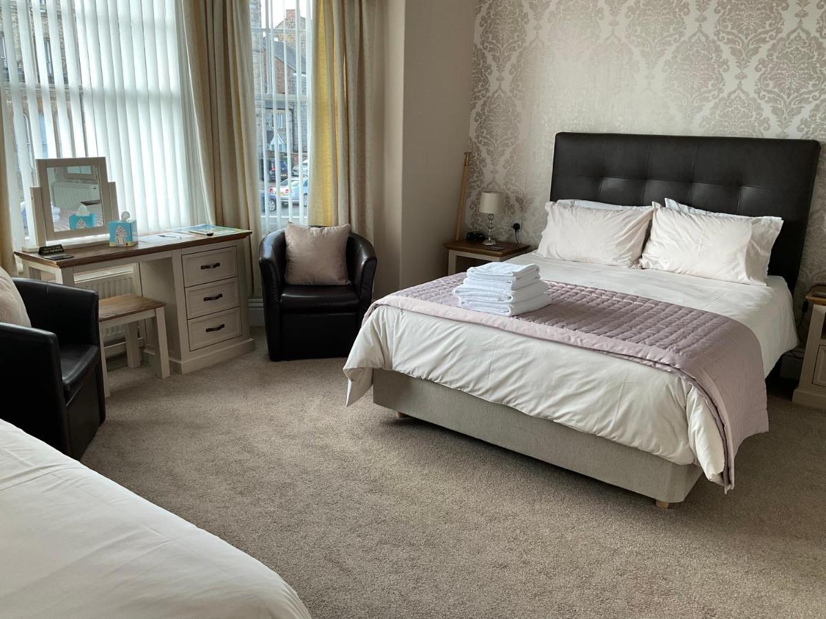 Glenora Guest House Уитби Екстериор снимка