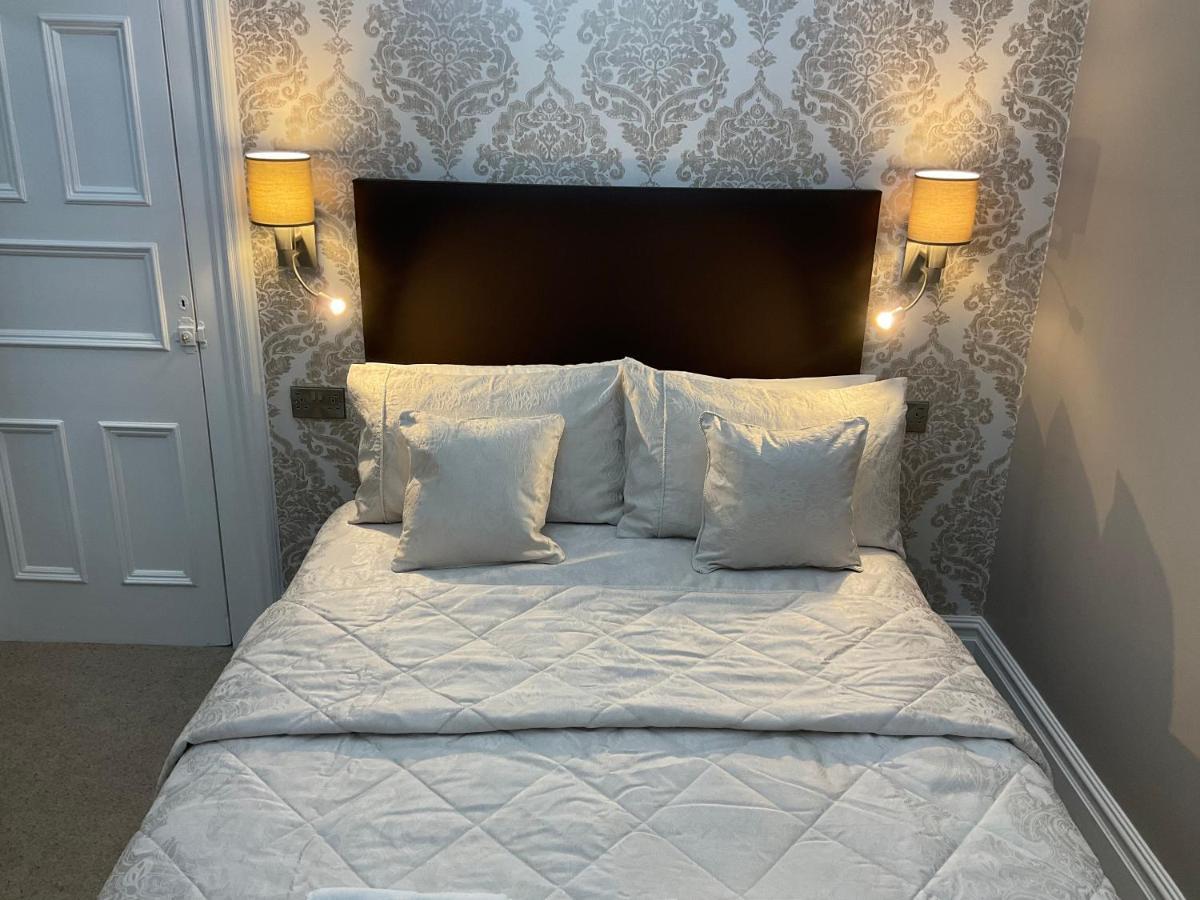 Glenora Guest House Уитби Екстериор снимка