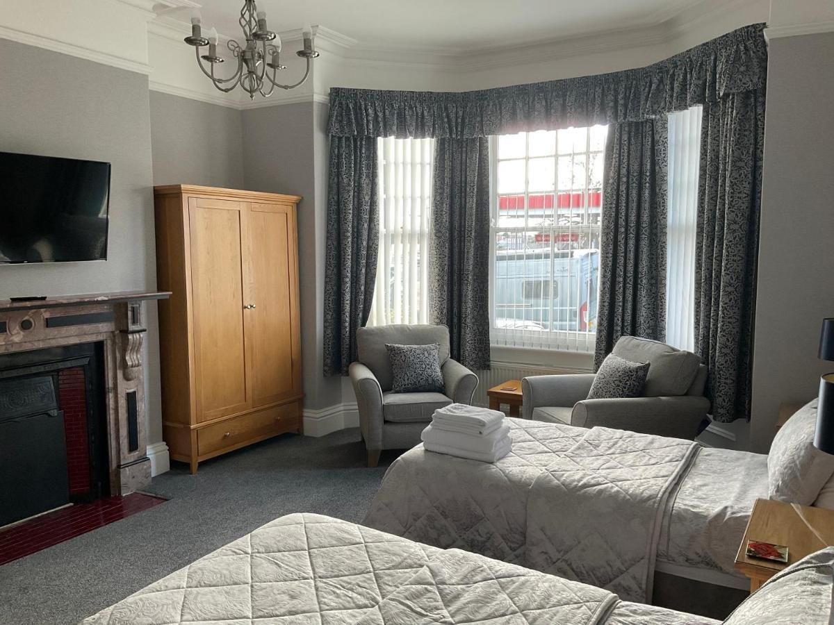 Glenora Guest House Уитби Екстериор снимка