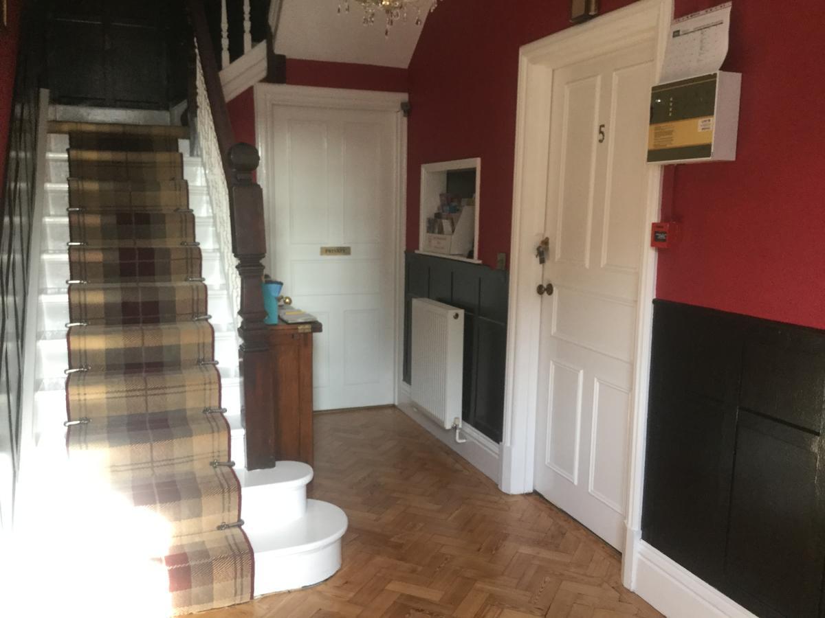 Glenora Guest House Уитби Екстериор снимка